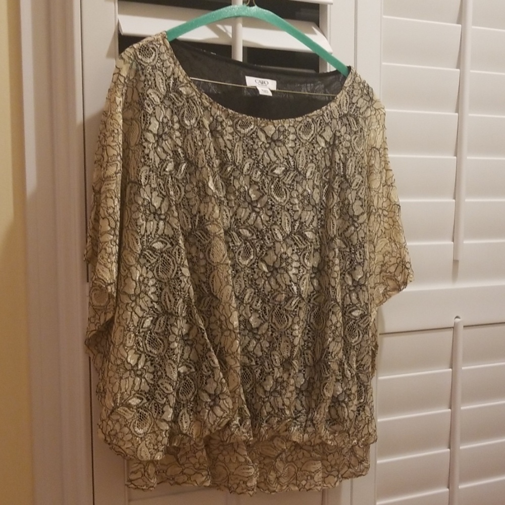 Blouse lace